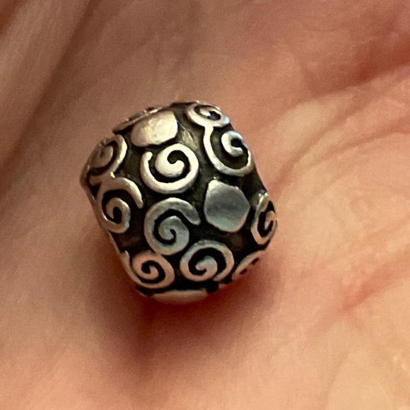 Pandora Swirls & Dots Charm Sterling Silver - Picture 1 of 5